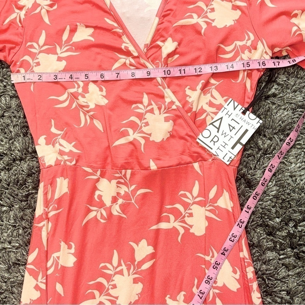 41 Hawthorn Coral Floral Dress - Picture 6 of 7